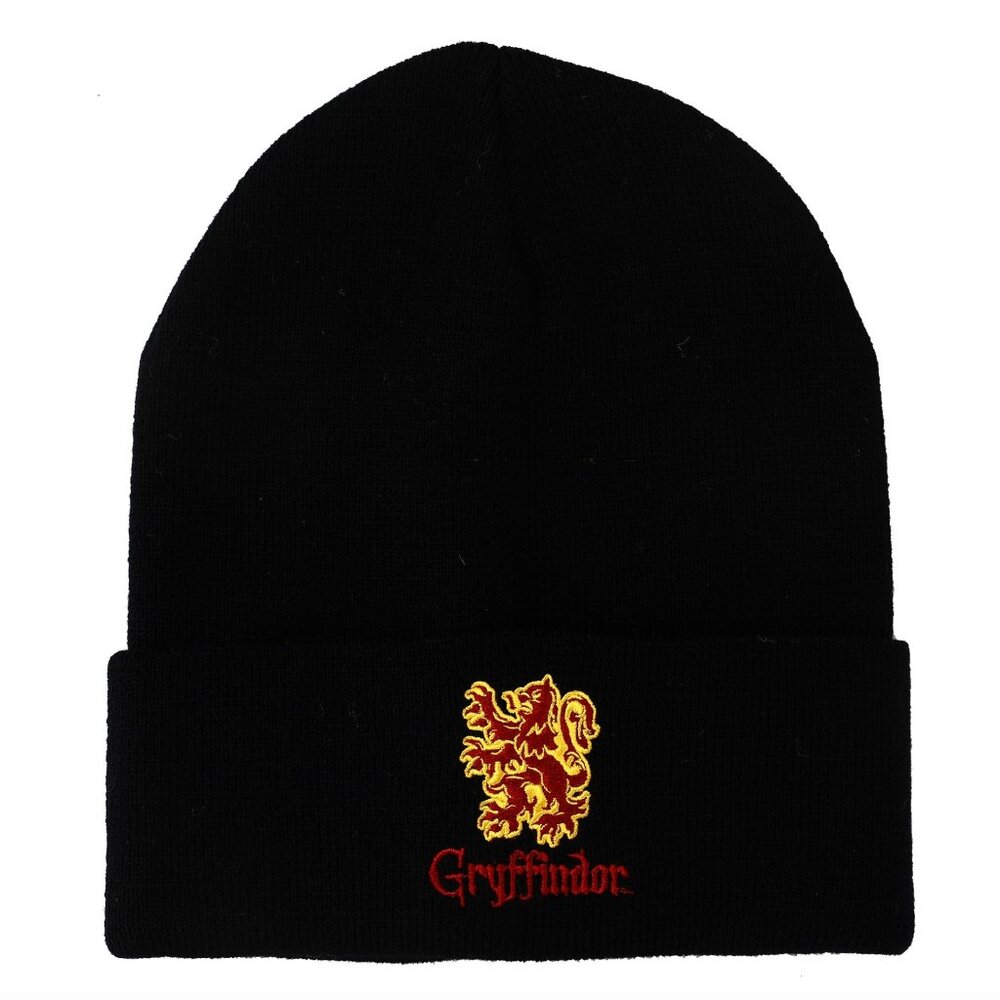 NWT Harry Potter Embroidered Gryffindor Crest Beanie